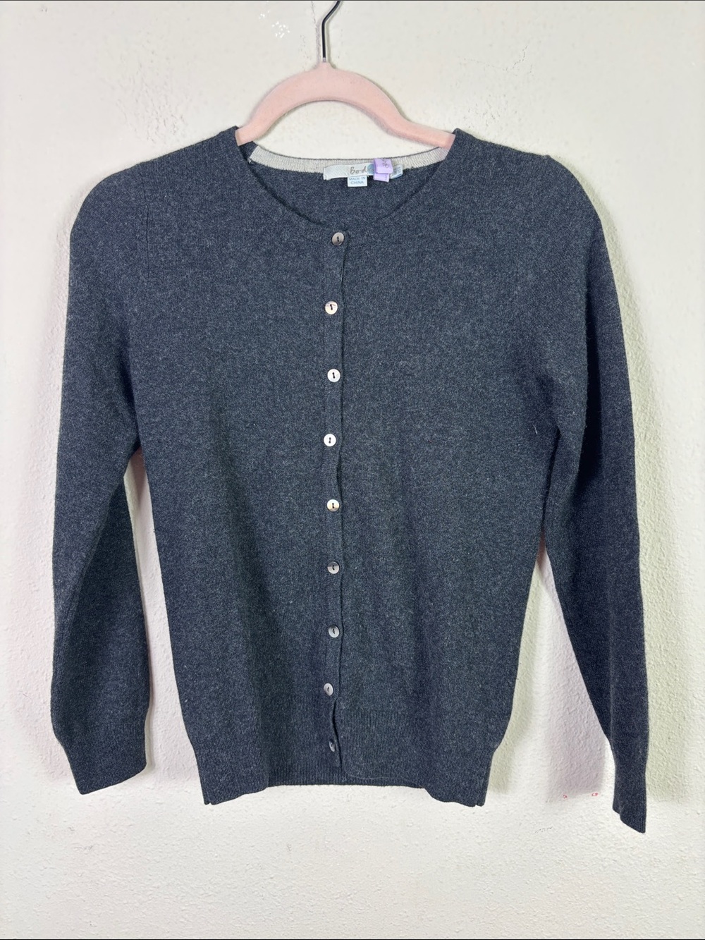 Boden 100% Cashmere Button Down Cardigan in Grey w/ shell buttons size 4